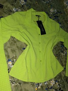 Women Regular Fit Solid Casual Shirt💗