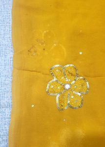 ⭐️Elegant Yellow Saree with blouse ⭐️