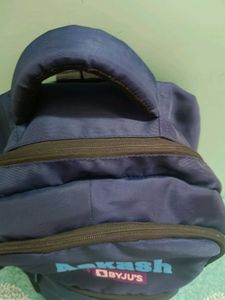 Aakash Institute Bag For Neet Dropper
