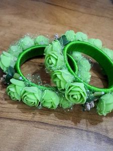 Green Floral Bangle