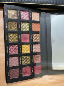 Eyeshadow Palette