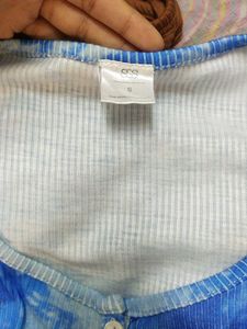Blue Tie Dye Crop Buttoned Top