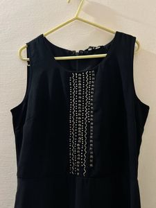 Elegant Black Maxi Dress