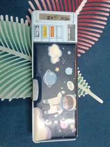 Cute Astronaut Pen Box