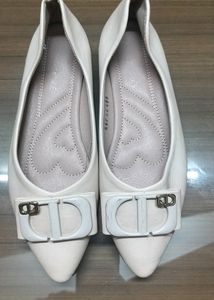Beige Or Off White Bellies
