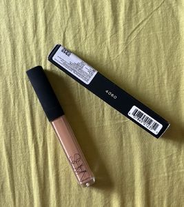 NARS Radiant Creamy Concealer