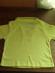 Collar Crop Tee- Lime