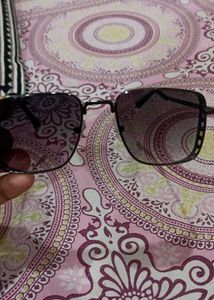 Stylish Black Sunglasses with Block Shades
