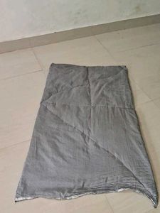 Grey &amp; White Checkered Bedsheet🐈🦮