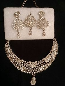 Sparkling Rhinestone Choker Necklace
