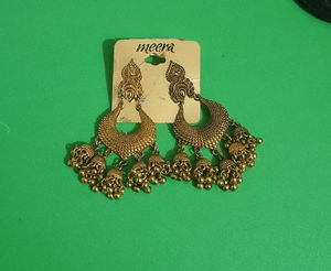 Golden Chandwali Earring