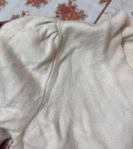 Elegant Beige Knit Sweater