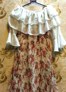 Women&#39;s Top Size 36.