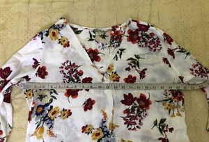 Stradivarius Satin Top Size M