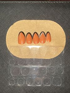 Press-on Nails