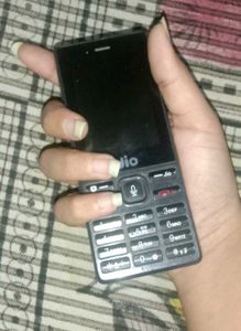 Jio Feature Phone - Digital Life
