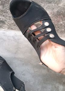 Black Heel Sandle