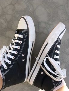 Converse Shoes 🕸