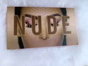 Nude Eyeshadow Palette