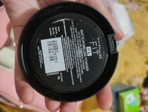 Maybelline Fit Me Compact