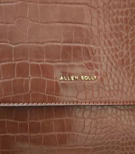 Stylish Brown Handbag