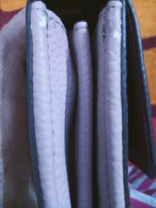 ON SALE! Oriflame Wallet New But Little Flaw check