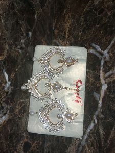 Earing N Mangtika