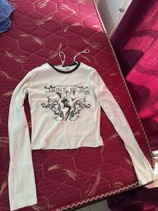 cute y2k croppy full sleve top