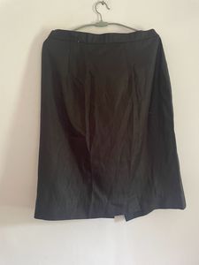 BLACK SKIRT