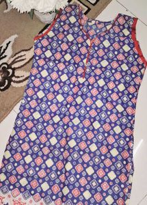 Sleeveless Printed Kurti