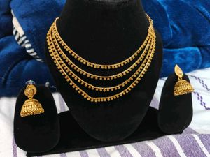 Elegant Gold Plated Necklace Set