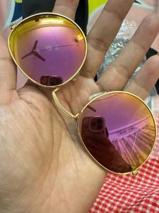 SUNGLASSES