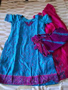 Kurta Suit Set Stiched