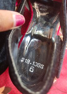 Women Heels 👠