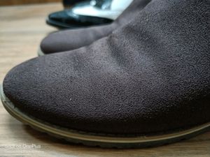Wood Brown Chelsi Shoes Velvet