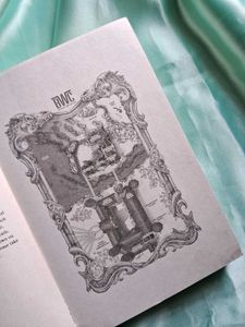 🔥 Fourth Wing – Rebecca Yarros |