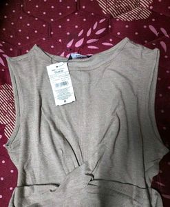 FLASH SALE 🔥 Bodycon Midi Dress (NEVER WORN)