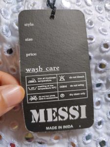 Combo 2 Men&#39;s Kurta (1 Shirt Free )