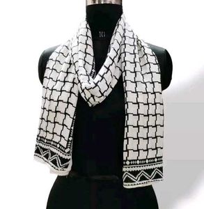 Women Stall White N Black Dotted Scarf