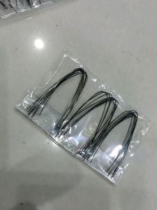 Invisible &#39;u&#39; pin for hairs and bun