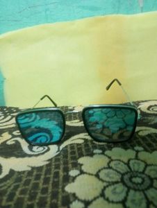Retro Blue Tint Sunglasses