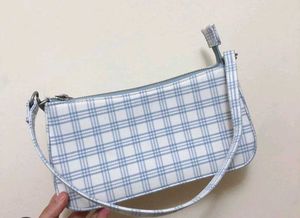 brandy melville dupe sling bag