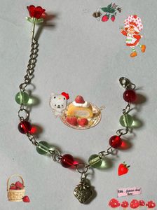 CUTE STRAWBERRY ADJUSTABLE CHARM BRACELET