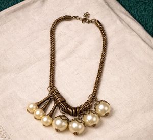Statement Pearl & Chain Necklace