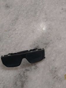 Black Framed Sunglasses