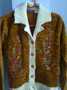 Embroidered Knit Cardigan