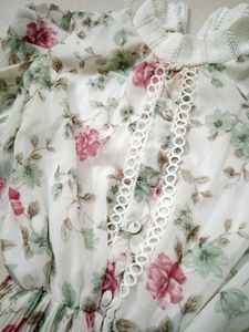 Floral Blouse Top