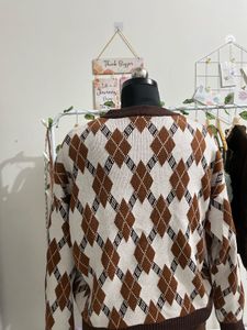Argyle Pattern Knit Sweater
