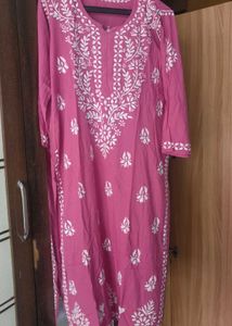 🔥 Sale 🔥Peach Chikankari Kurti