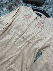 New Shrug Without Tag..never Worn